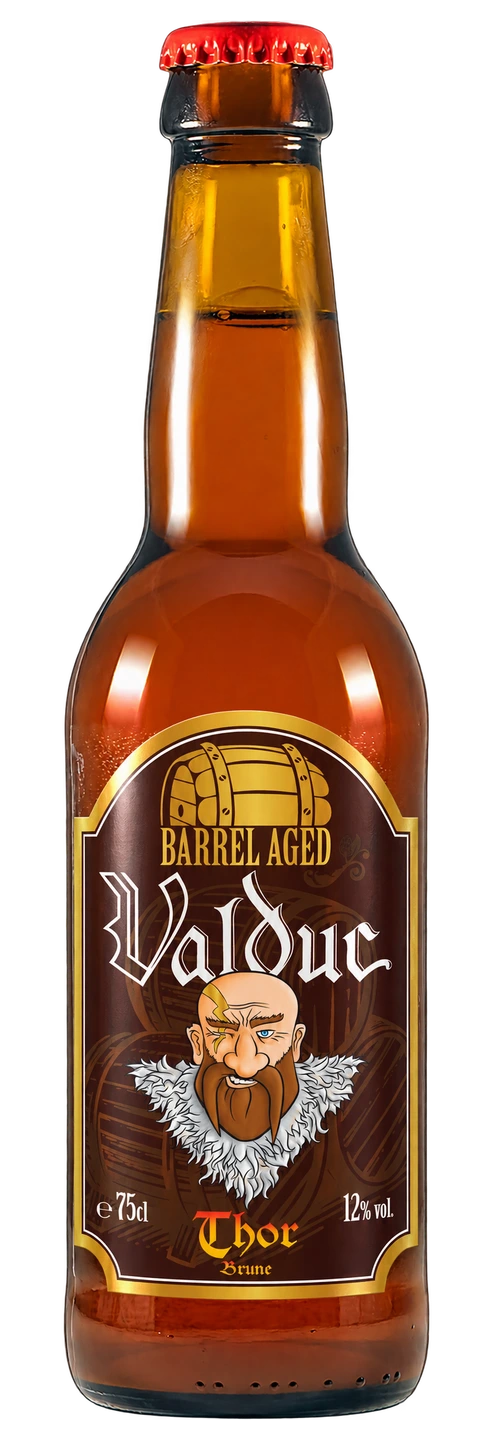 Montage photographique de Thor Barrel Aged avec son étiquette originale sur une bouteille commune